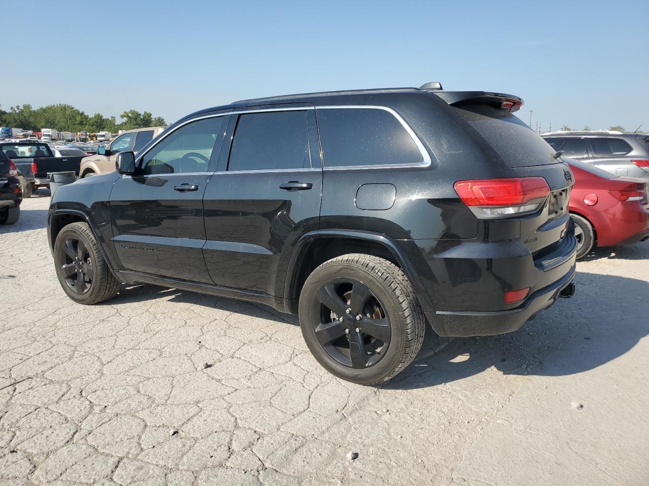 1C4RJFAG0FC742506 2015 JEEP GRAND CHEROKEE - Image 2