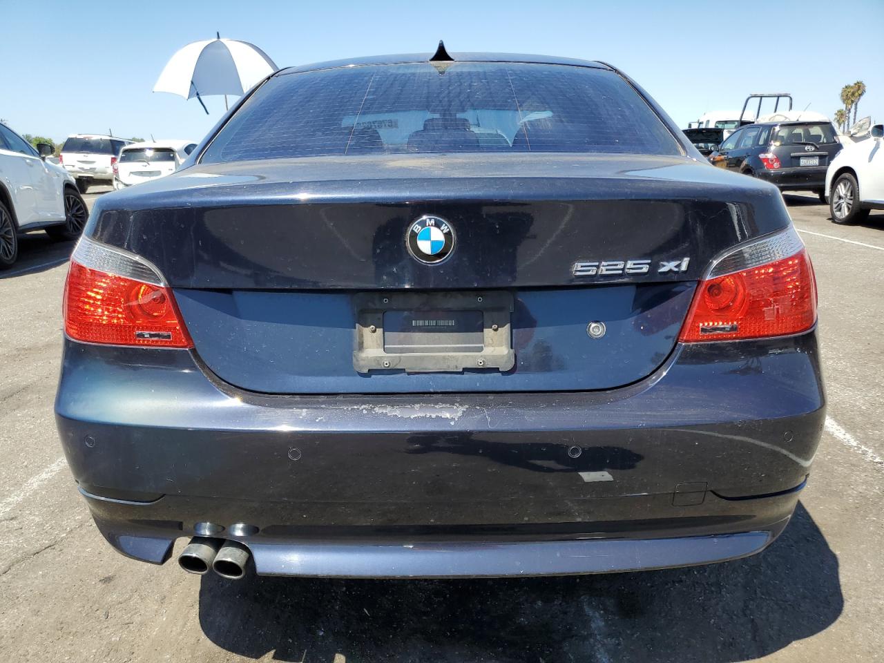 WBANF33557CS39580 2007 BMW 525 Xi