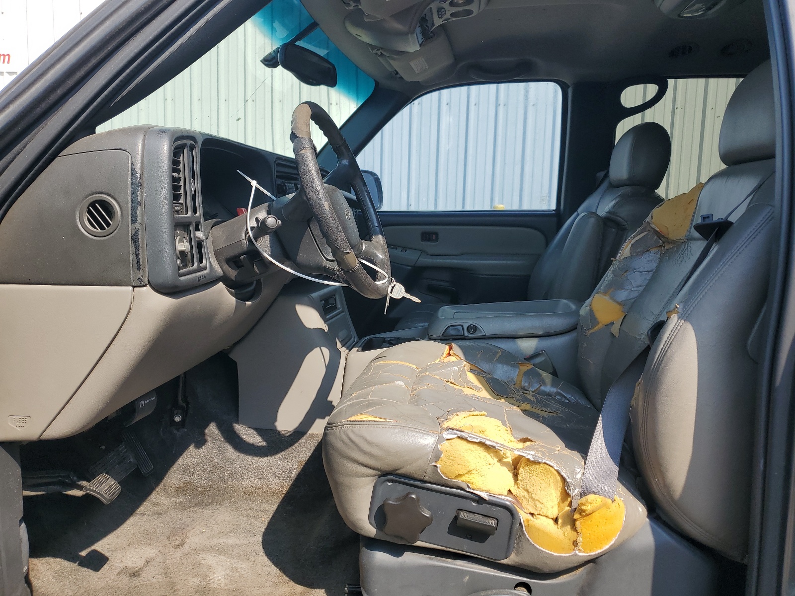 1GNEC13T5YJ169596 2000 Chevrolet Tahoe C1500