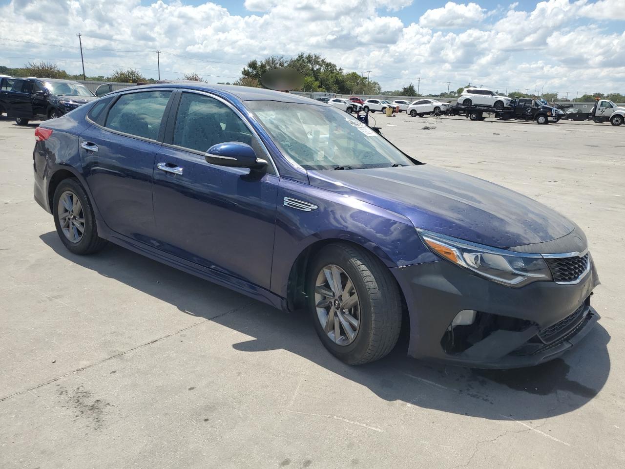 2020 Kia Optima - Image 4
