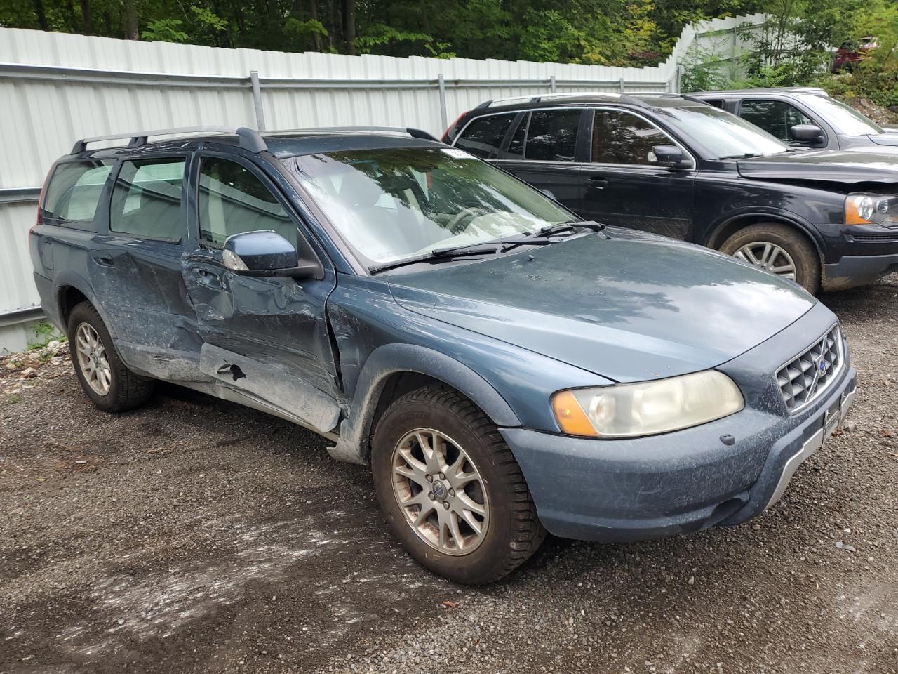 2007 Volvo XC70 - Image 4
