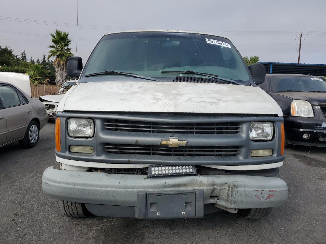 2001 Chevrolet Express G3500 VIN: 1GCHG35R511190963 Lot: 69715814