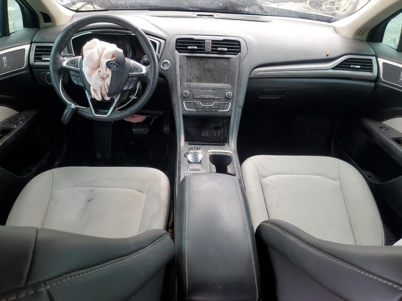 2020 Ford Fusion Se VIN: 3FA6P0HD4LR147526 Lot: 63298664