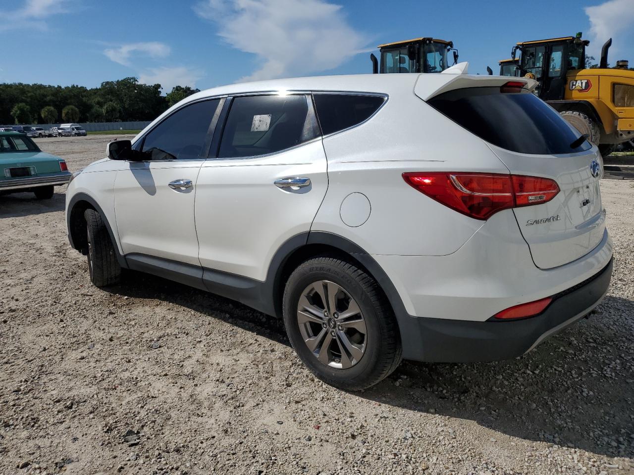 5XYZT3LB7GG365079 2016 HYUNDAI SANTA FE - Image 2