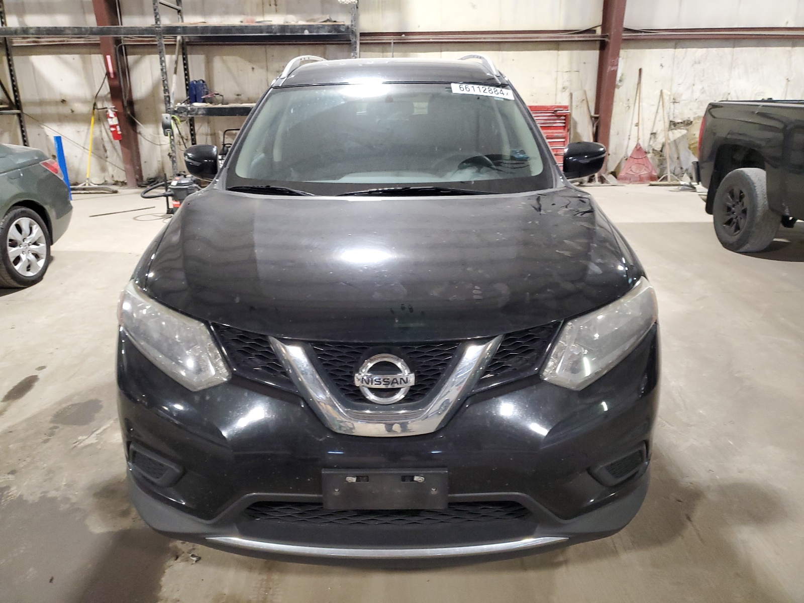 2016 Nissan Rogue S vin: KNMAT2MV8GP596070