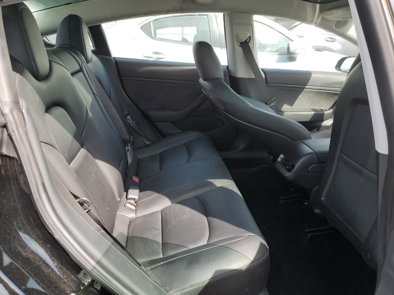 2019 Tesla Model 3 VIN: 5YJ3E1EA7KF361784 Lot: 68733764