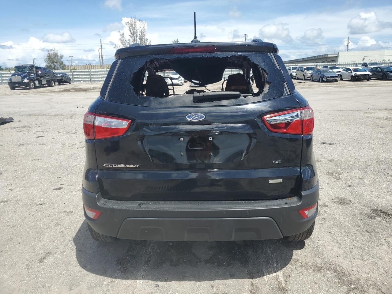 MAJ3P1TE0JC196887 2018 Ford Ecosport Se