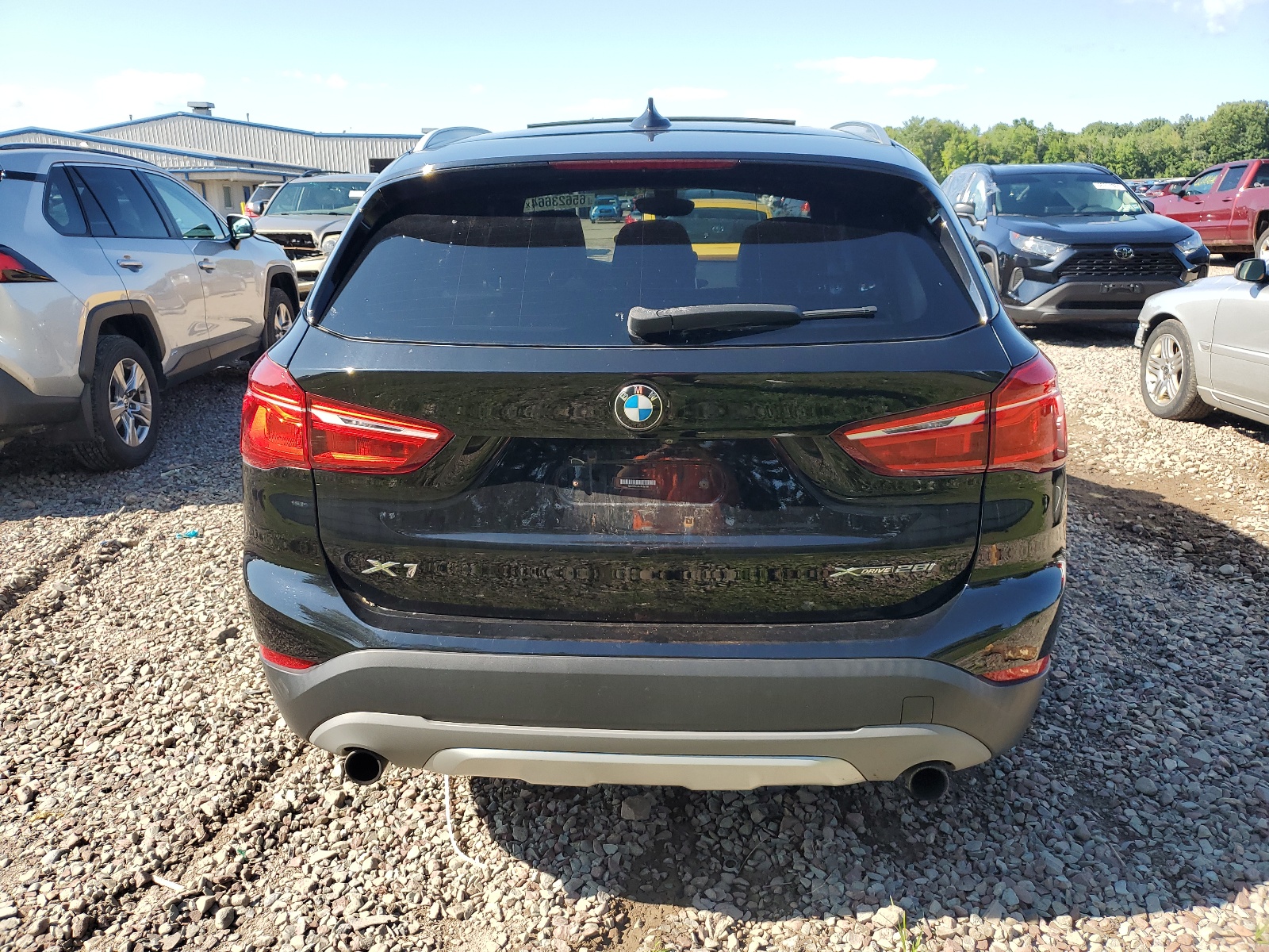 WBXHT3C3XJ3H32286 2018 BMW X1 xDrive28I