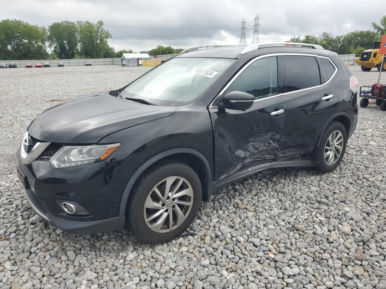 2015 Nissan Rogue - Image 1