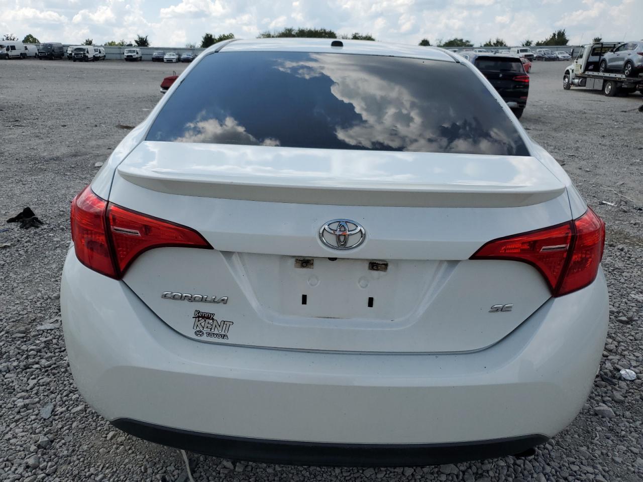 2017 Toyota Corolla L VIN: 5YFBURHE7HP615728 Lot: 68365484