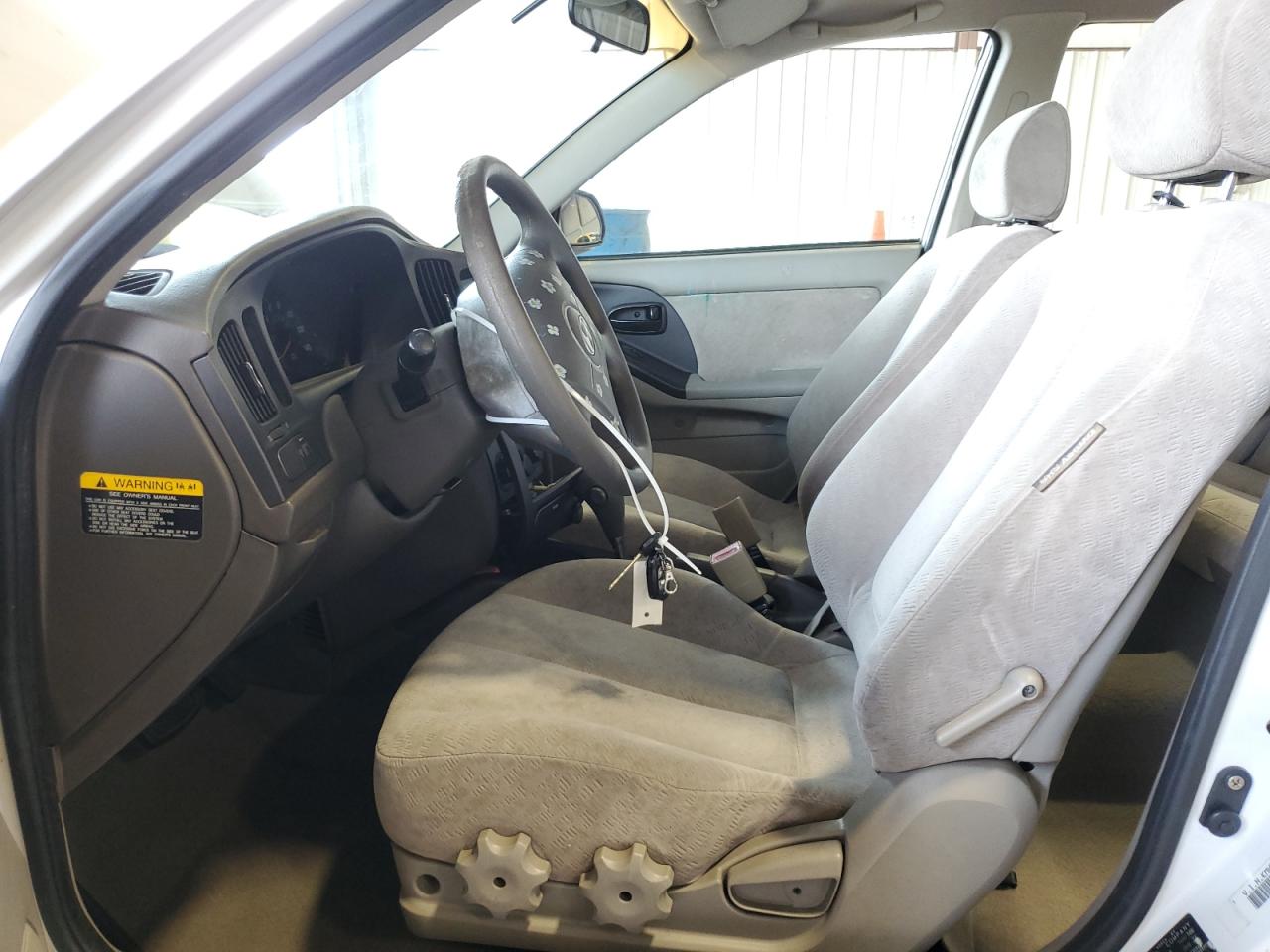 2004 Hyundai Elantra Gls VIN: KMHDN46D04U799129 Lot: 66335044