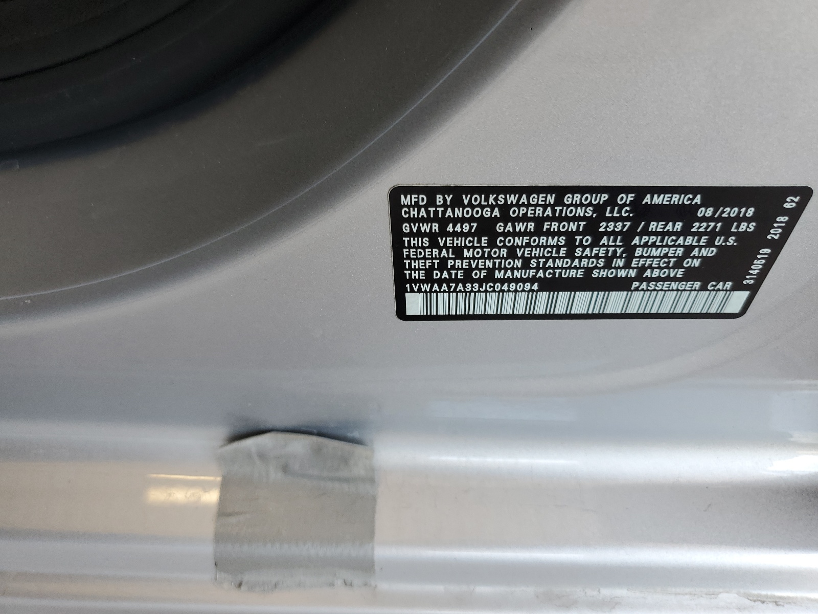 1VWAA7A33JC049094 2018 Volkswagen Passat S