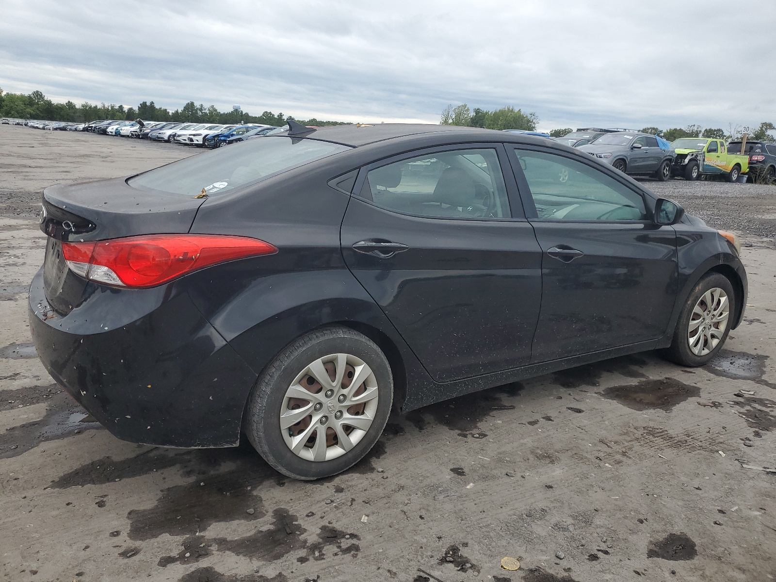 2013 Hyundai Elantra Gls vin: KMHDH4AE4DU489394