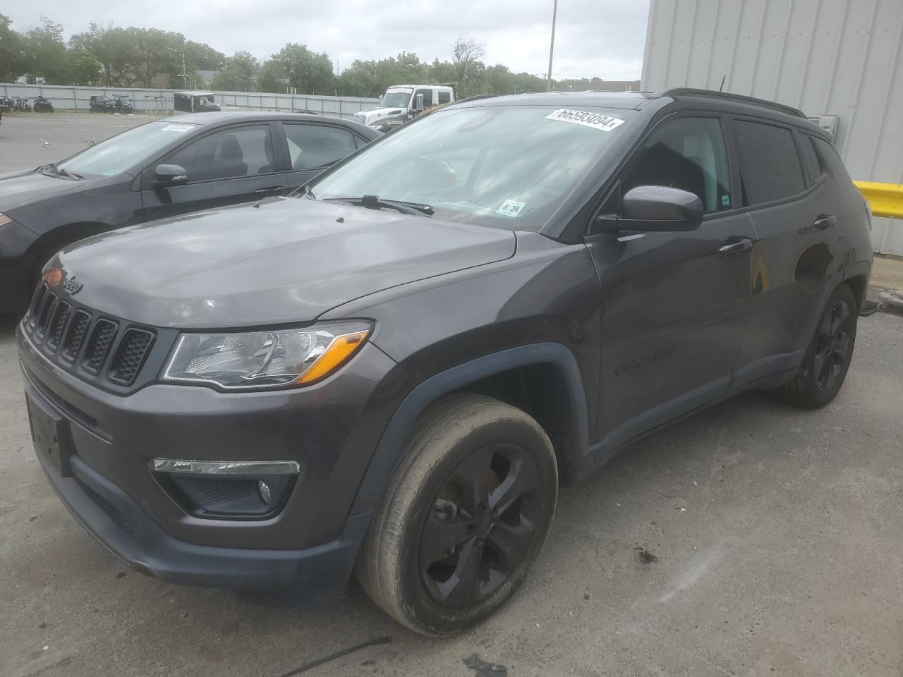 3C4NJDBBXKT839183 2019 JEEP COMPASS - Image 1