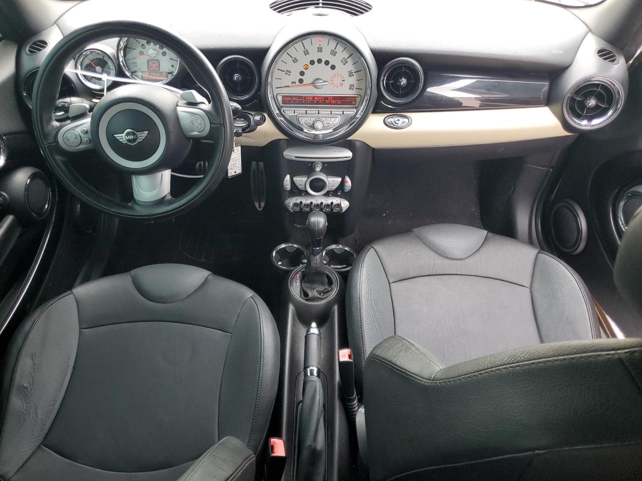 2010 Mini Cooper S VIN: WMWMS3C51ATY08231 Lot: 65842934