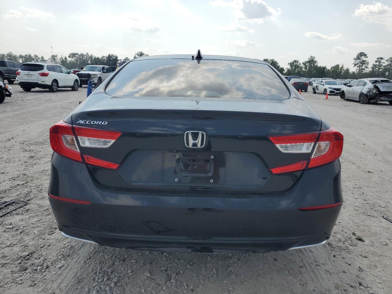 1HGCV1F15KA144565 2019 Honda Accord Lx