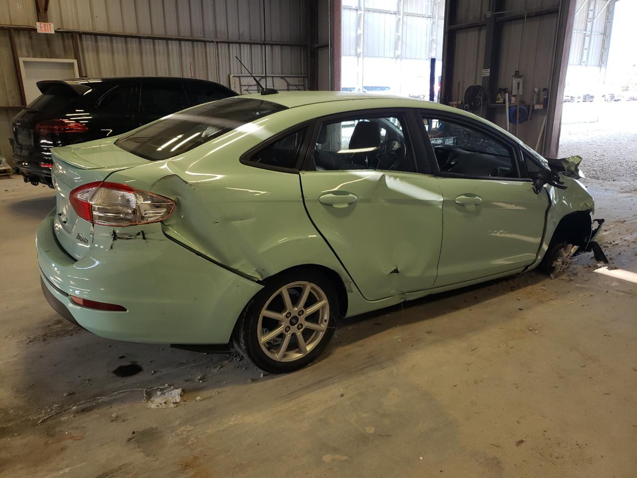 2018 Ford Fiesta Se VIN: 3FADP4BJ7JM115869 Lot: 67871304