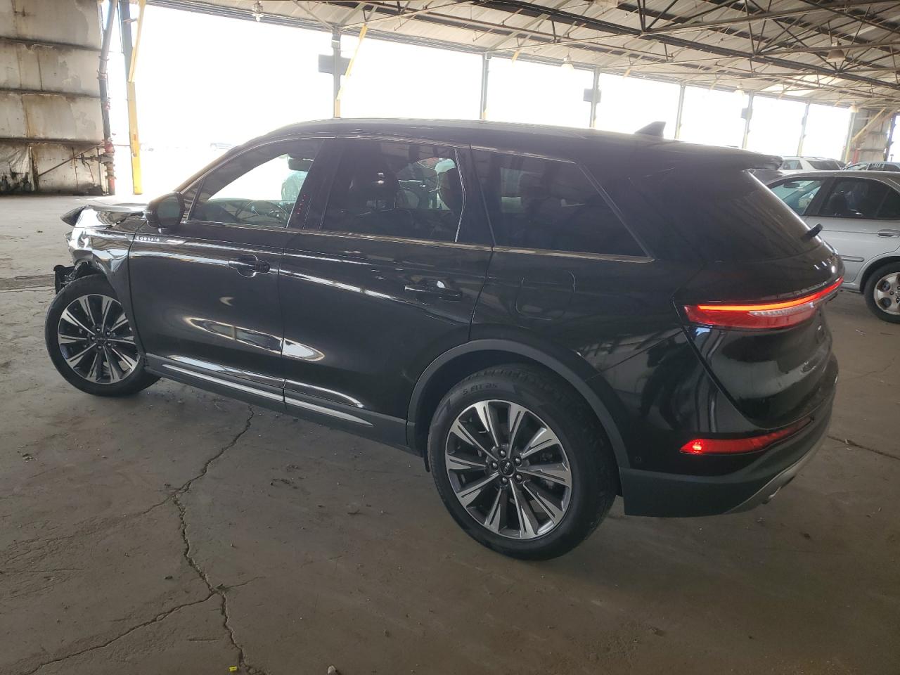 2020 Lincoln Corsair - Image 2