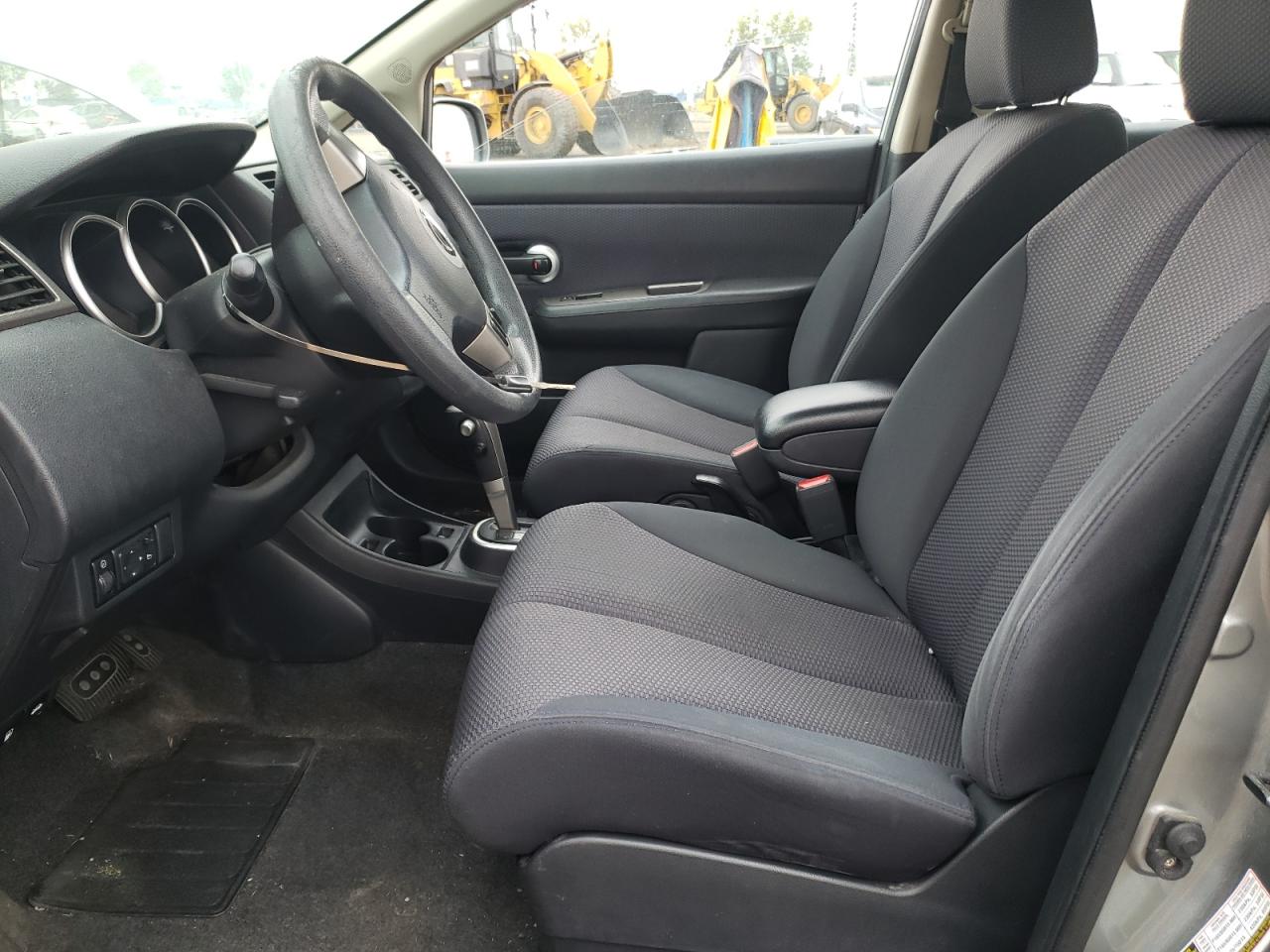 3N1BC13E28L360045 2008 Nissan Versa S