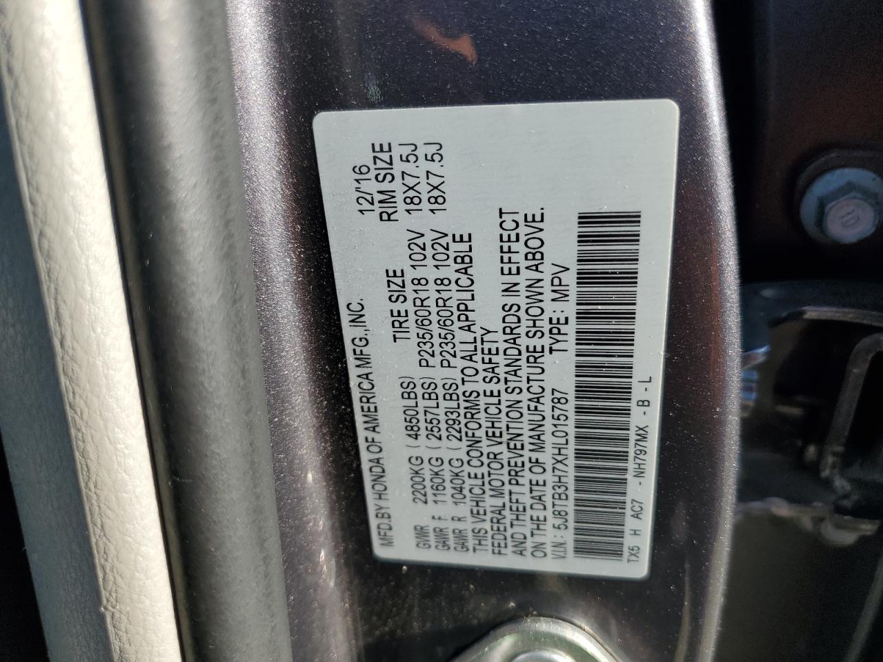 5J8TB3H7XHL015787 2017 Acura Rdx Advance