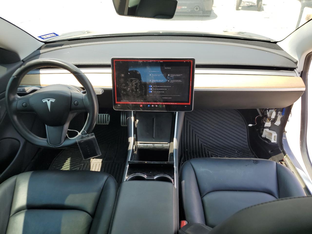 5YJ3E1EB9KF392673 2019 Tesla Model 3