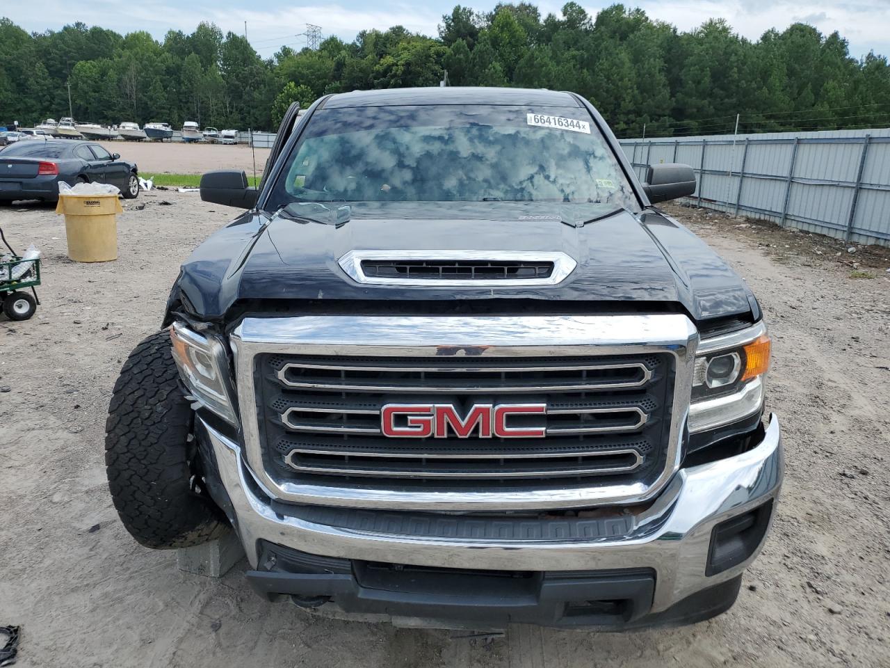 1GT12NEY6KF154884 2019 GMC Sierra K2500 Heavy Duty