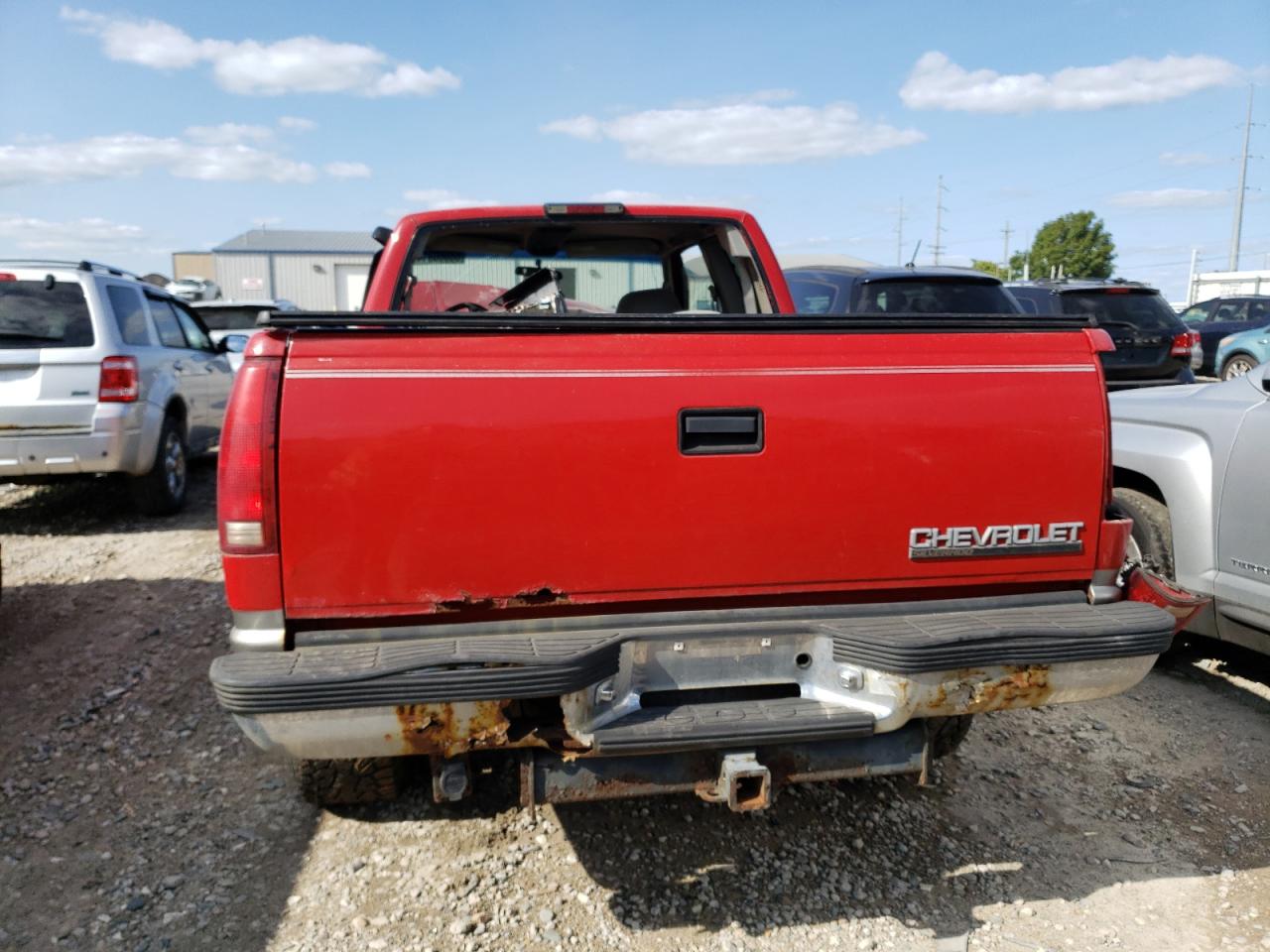 1998 Chevrolet Gmt-400 K1500 VIN: 2GCEK19R1W1276045 Lot: 68000314