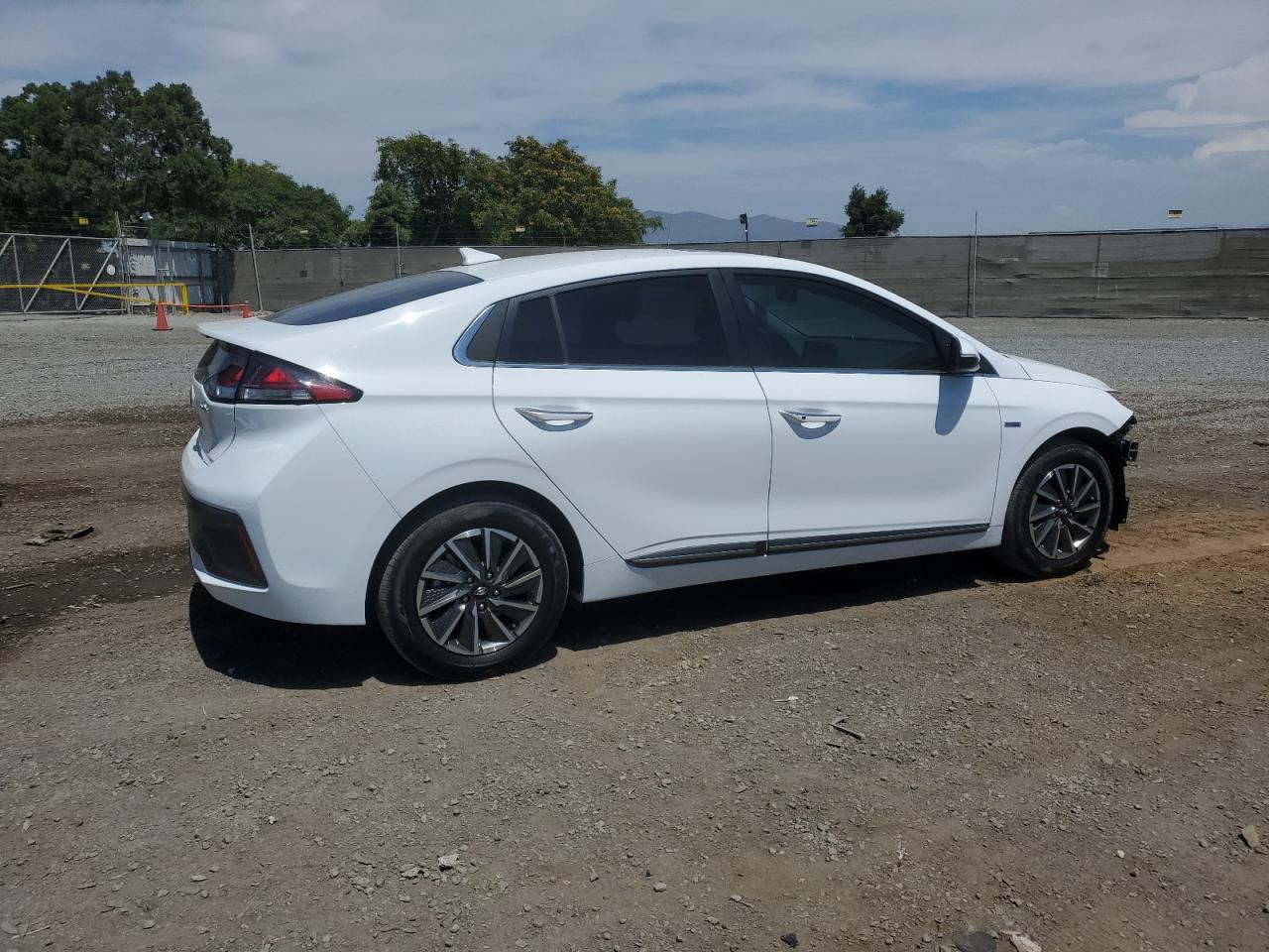 2020 Hyundai Ioniq Limited VIN: KMHC85LJXLU061744 Lot: 66208634