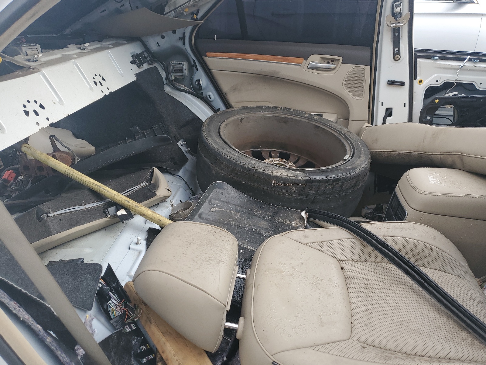 2C3CCAET2CH188151 2012 Chrysler 300C