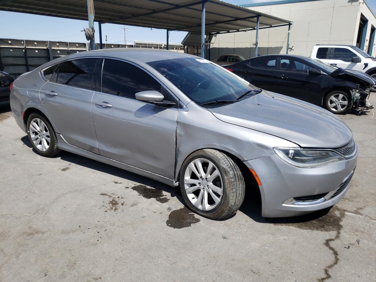 2015 Chrysler 200 - Image 4