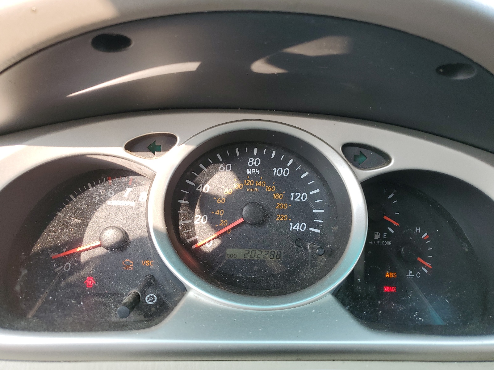 JTEEP21A950074184 2005 Toyota Highlander Limited