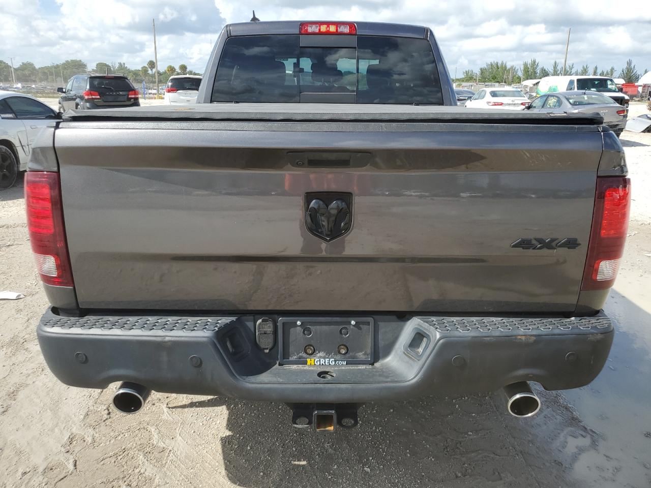 1C6RR7GT1KS732416 2019 Ram 1500 Classic Slt