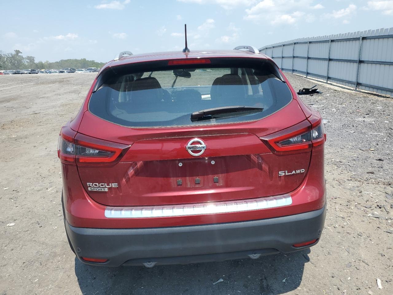 2020 Nissan Rogue Sport S VIN: JN1BJ1CWXLW373353 Lot: 65661334