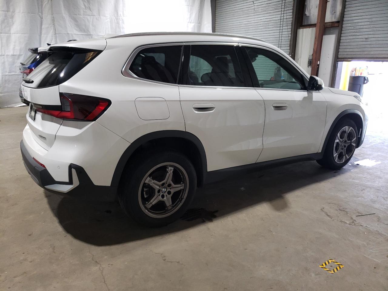 WBX73EF01P5W99925 BMW X1 XDRIVE2 3