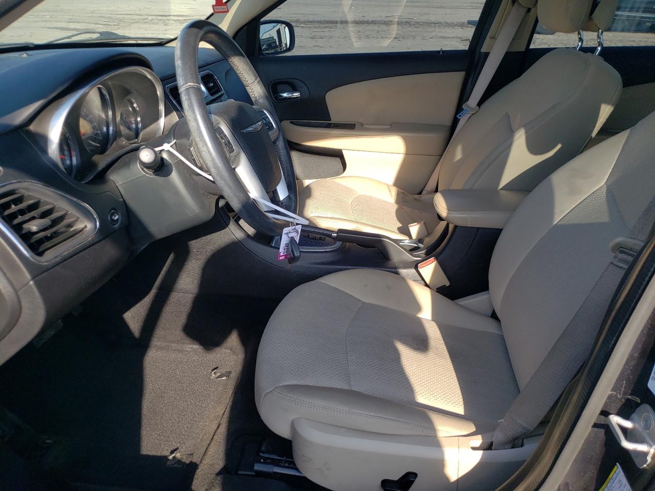 2012 Chrysler 200 Touring VIN: 1C3CCBBG7CN226073 Lot: 66667914