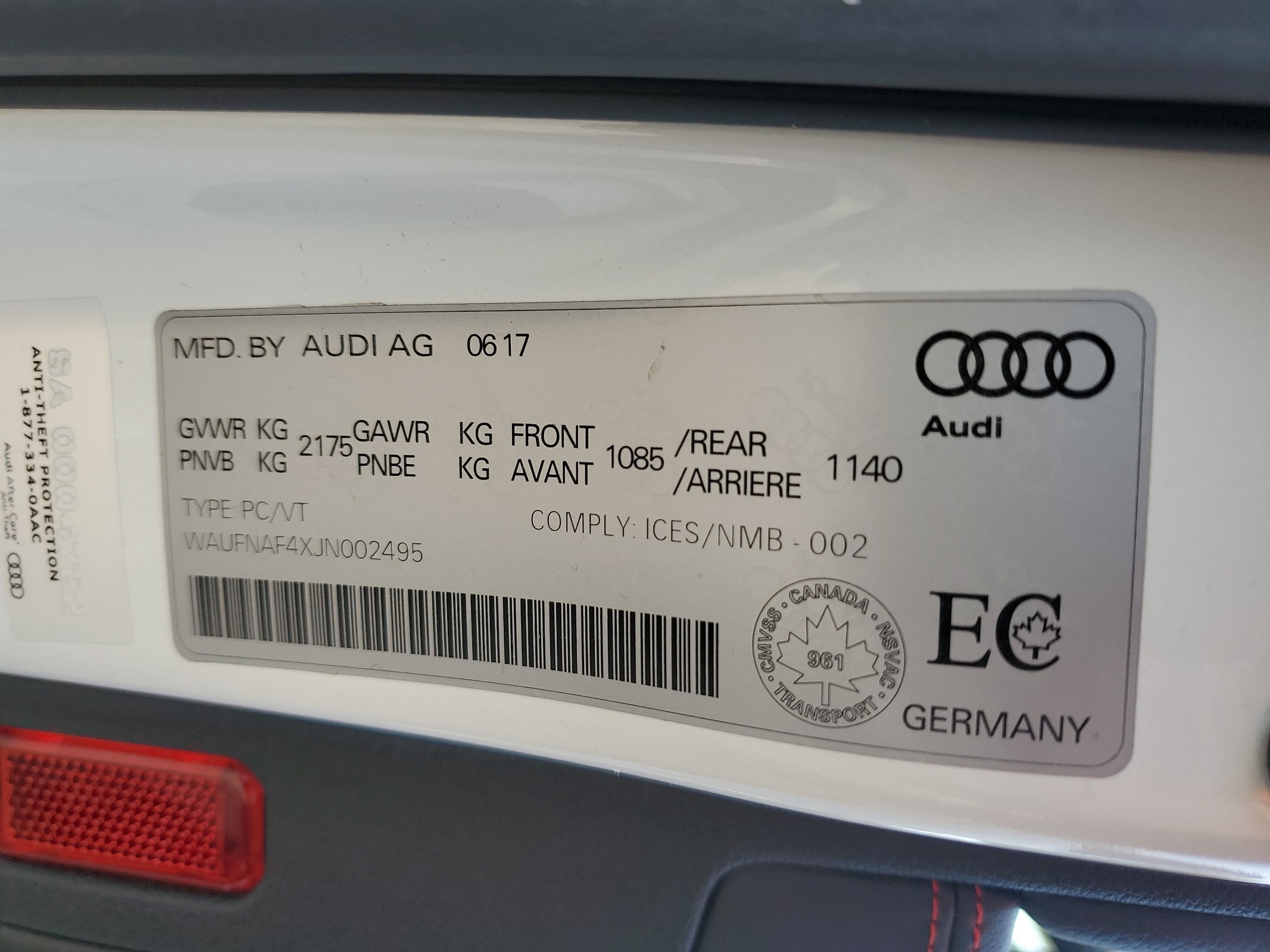 WAUFNAF4XJN002495 2018 Audi A4 Prestige