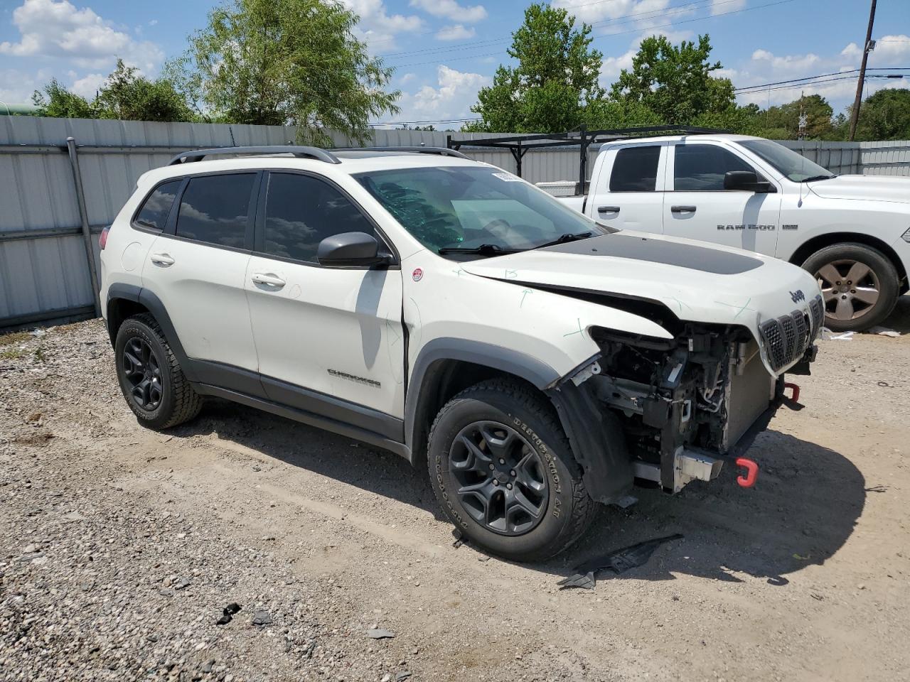 1C4PJMBX7KD289015 2019 Jeep Cherokee Trailhawk