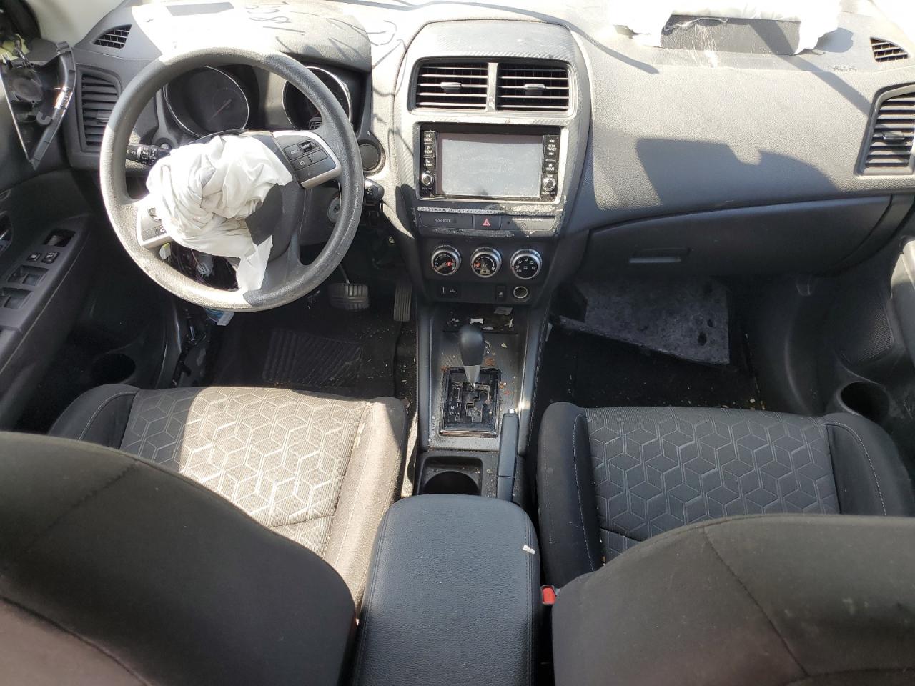 JA4APUAU6MU029505 2021 Mitsubishi Outlander Sport Es