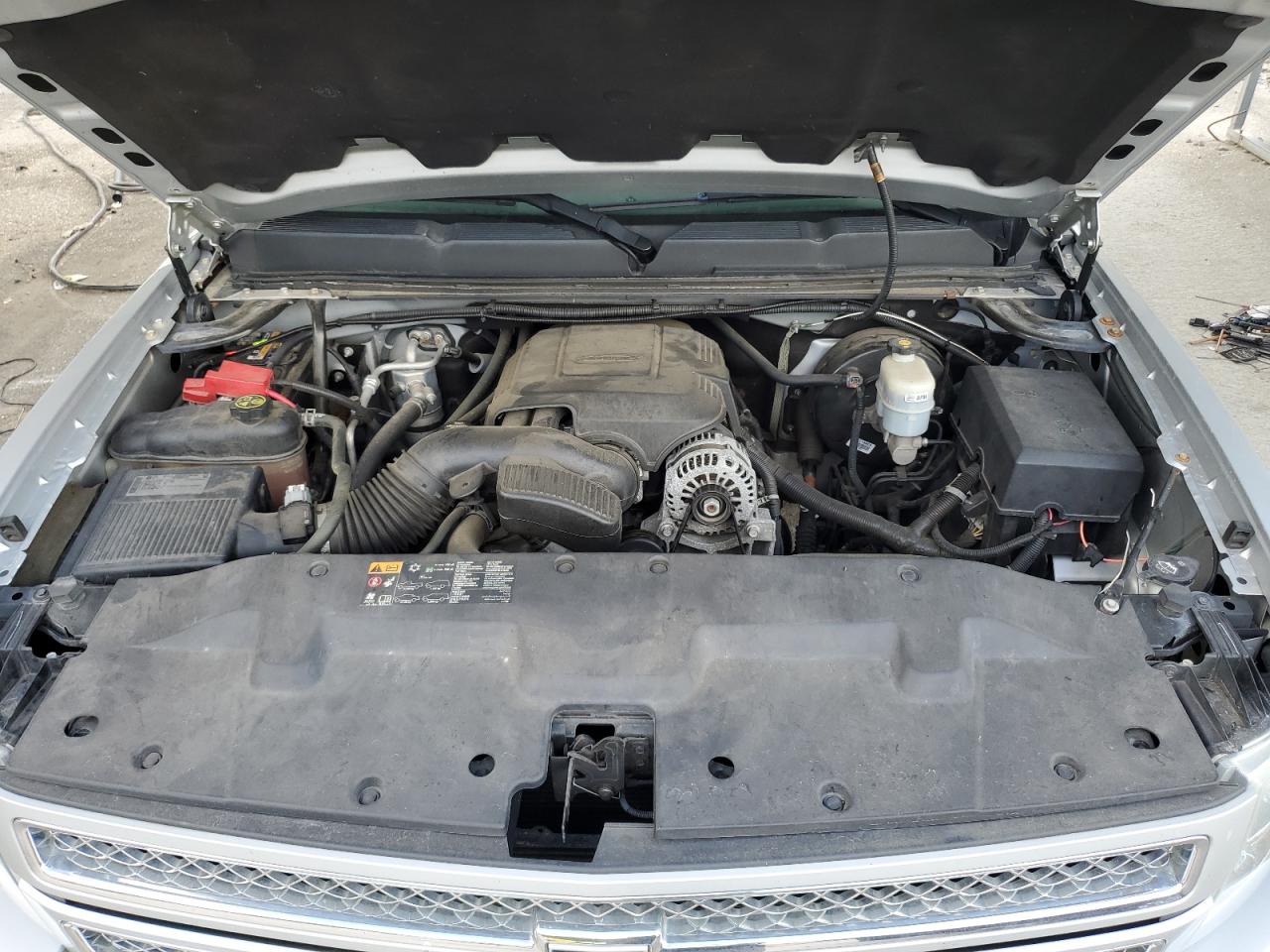 2013 Chevrolet Silverado - Image 11