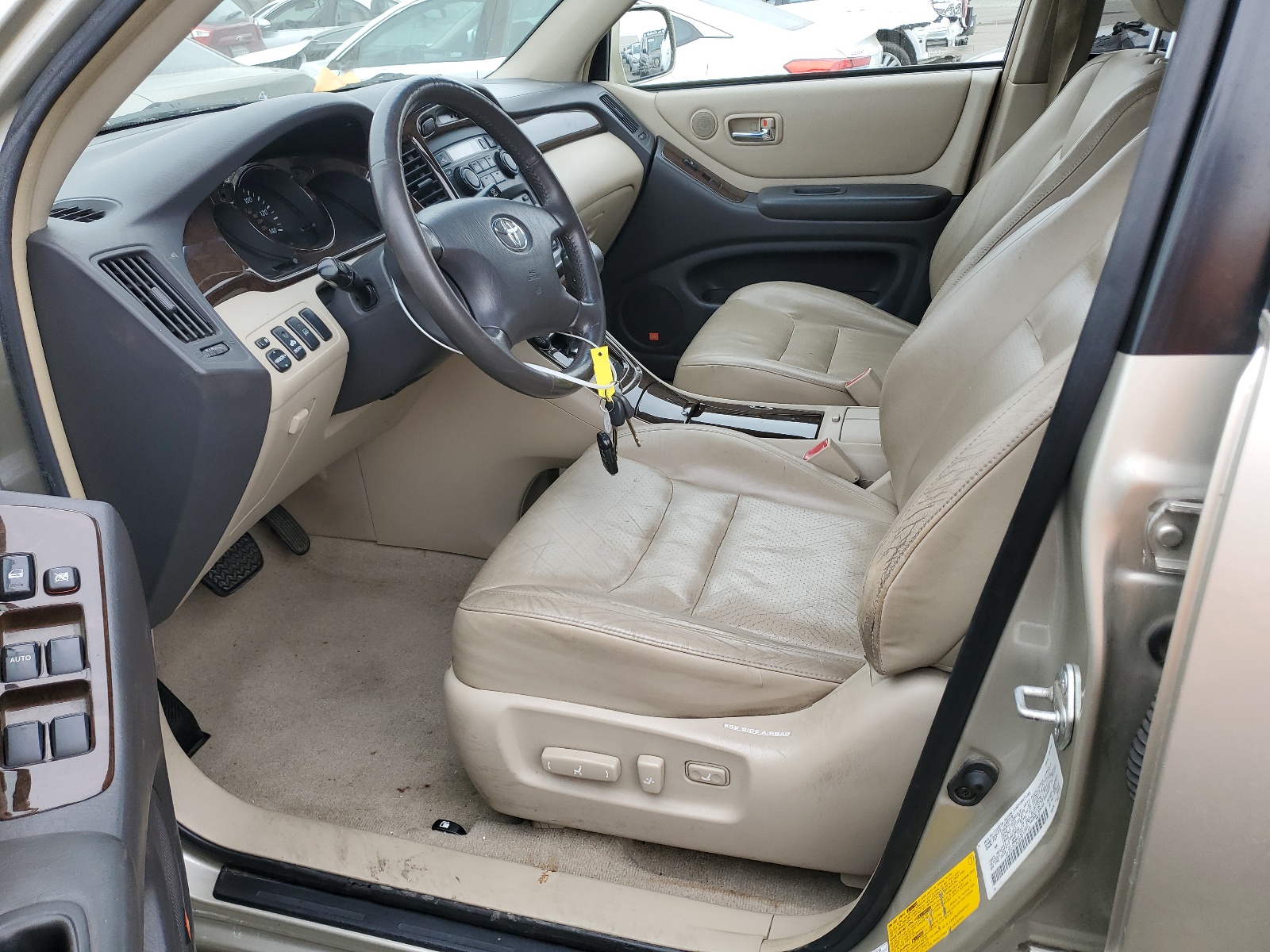 JTEHF21A220077715 2002 Toyota Highlander Limited