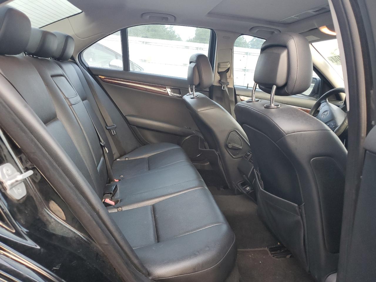 2009 Mercedes-Benz C 300 VIN: WDDGF54X59F231798 Lot: 66304404