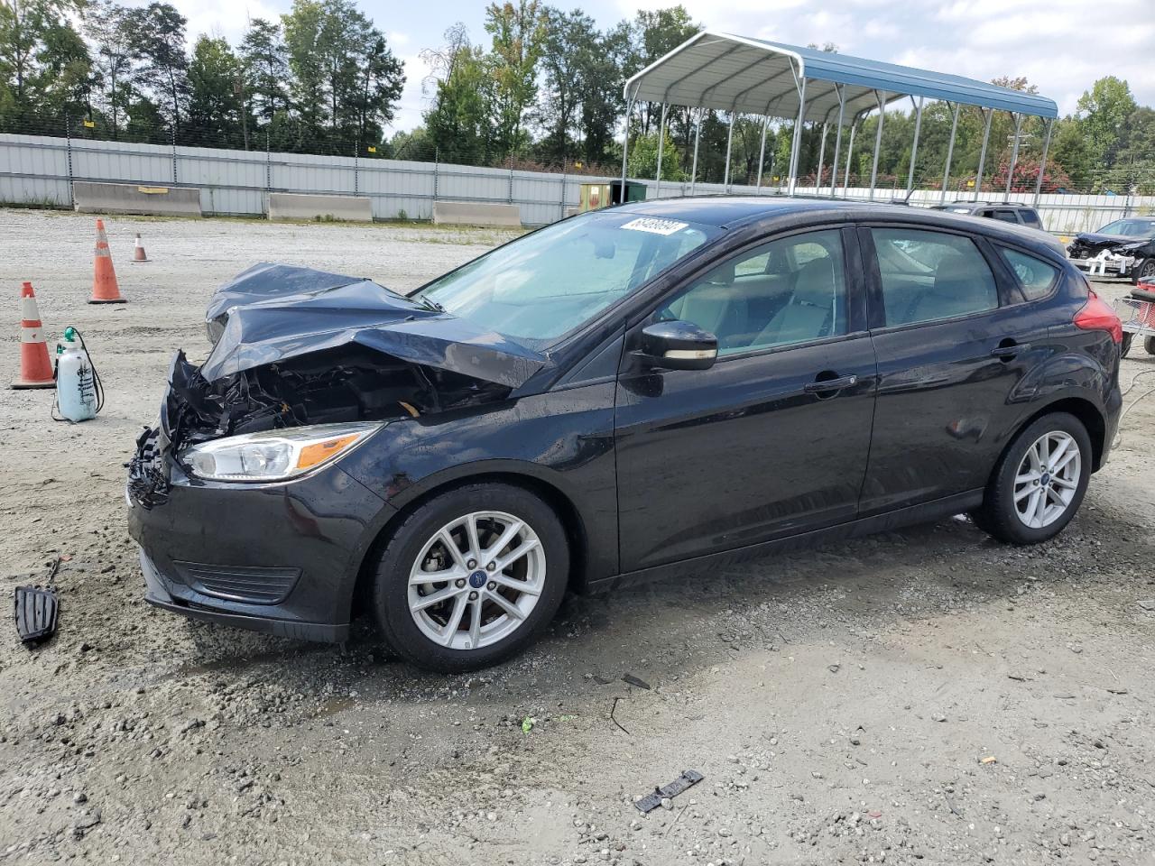 1FADP3K25HL231294 2017 FORD FOCUS - Image 1