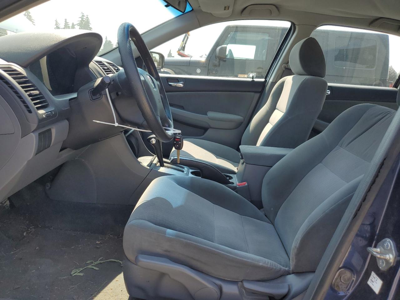 2004 Honda Accord Lx VIN: 1HGCM56324A041134 Lot: 66633634