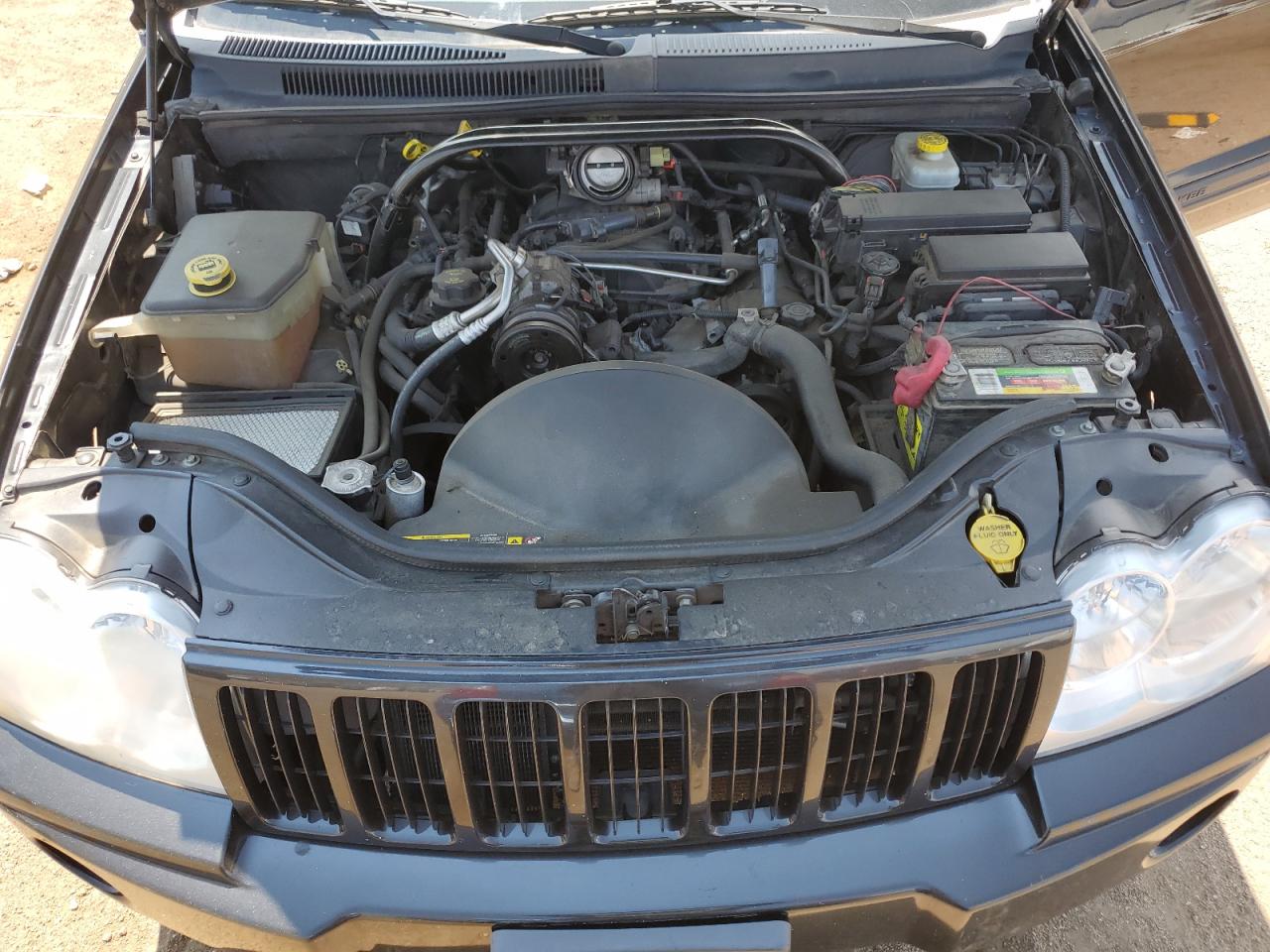 2005 Jeep Grand Cherokee Laredo VIN: 1J4GR48K35C571290 Lot: 65813724