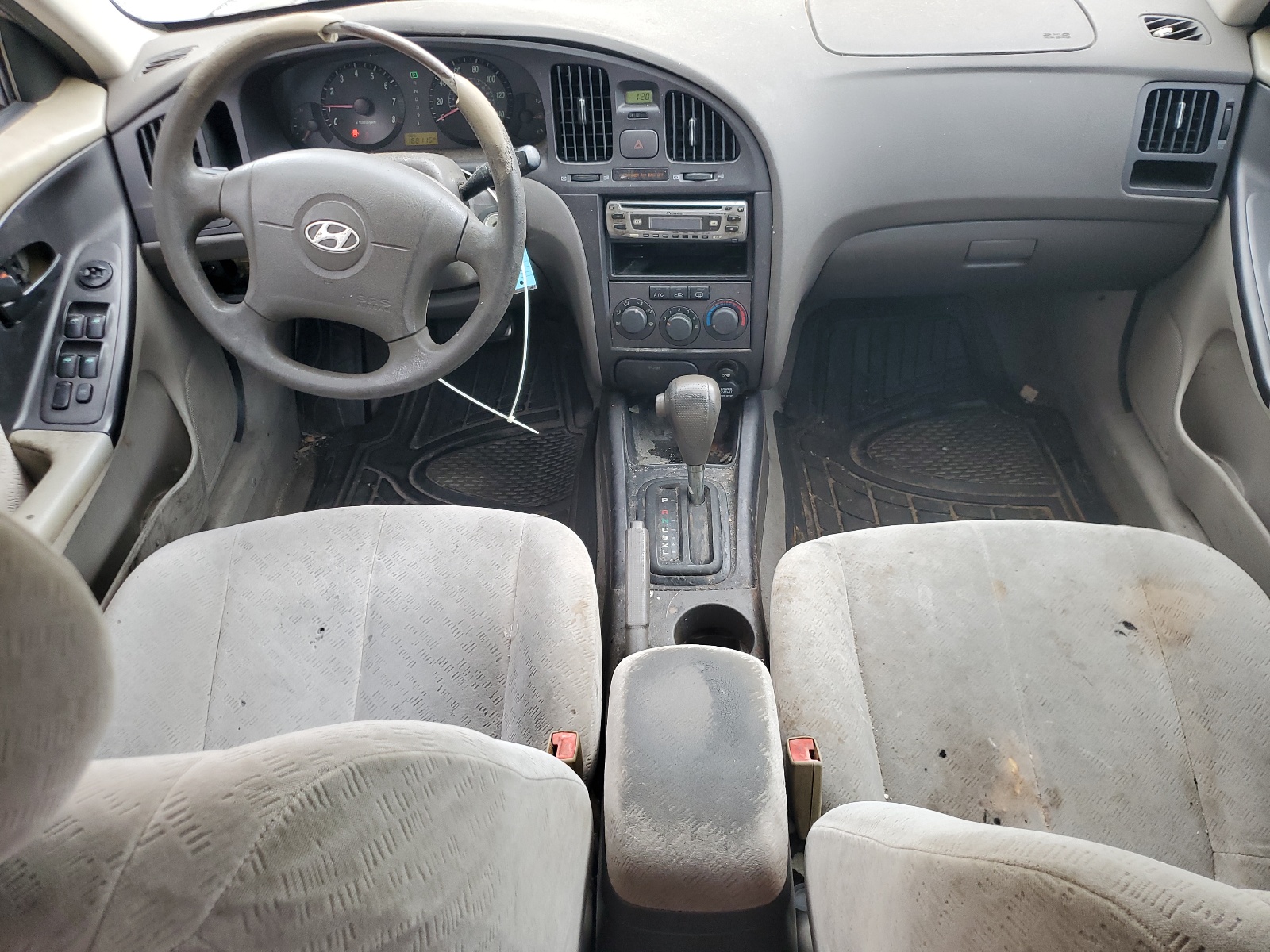 KMHDN46DX5U124874 2005 Hyundai Elantra Gls