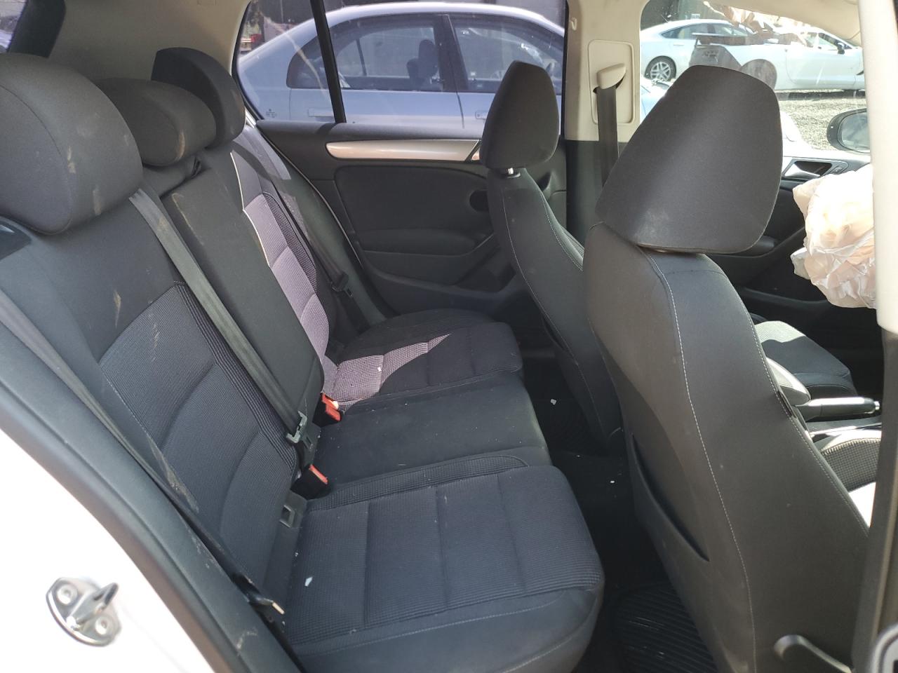2011 Volkswagen Golf VIN: WVWNM7AJ8BW065320 Lot: 67284674