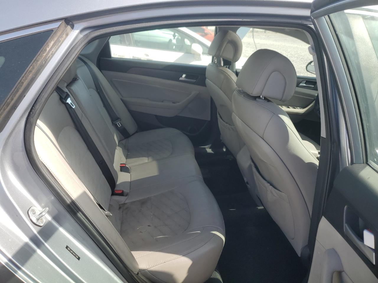 2017 Hyundai Sonata Sport VIN: 5NPE34AF1HH477204 Lot: 65772174