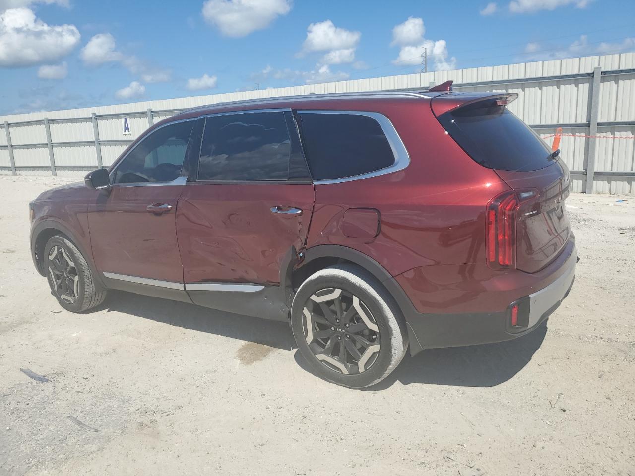 5XYP64GC1PG406295 2023 KIA TELLURIDE - Image 2