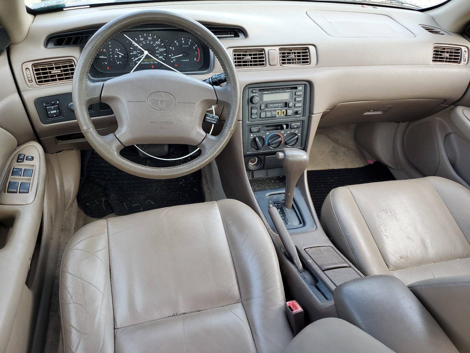 JT2BF28K0X0165137 1999 Toyota Camry Le