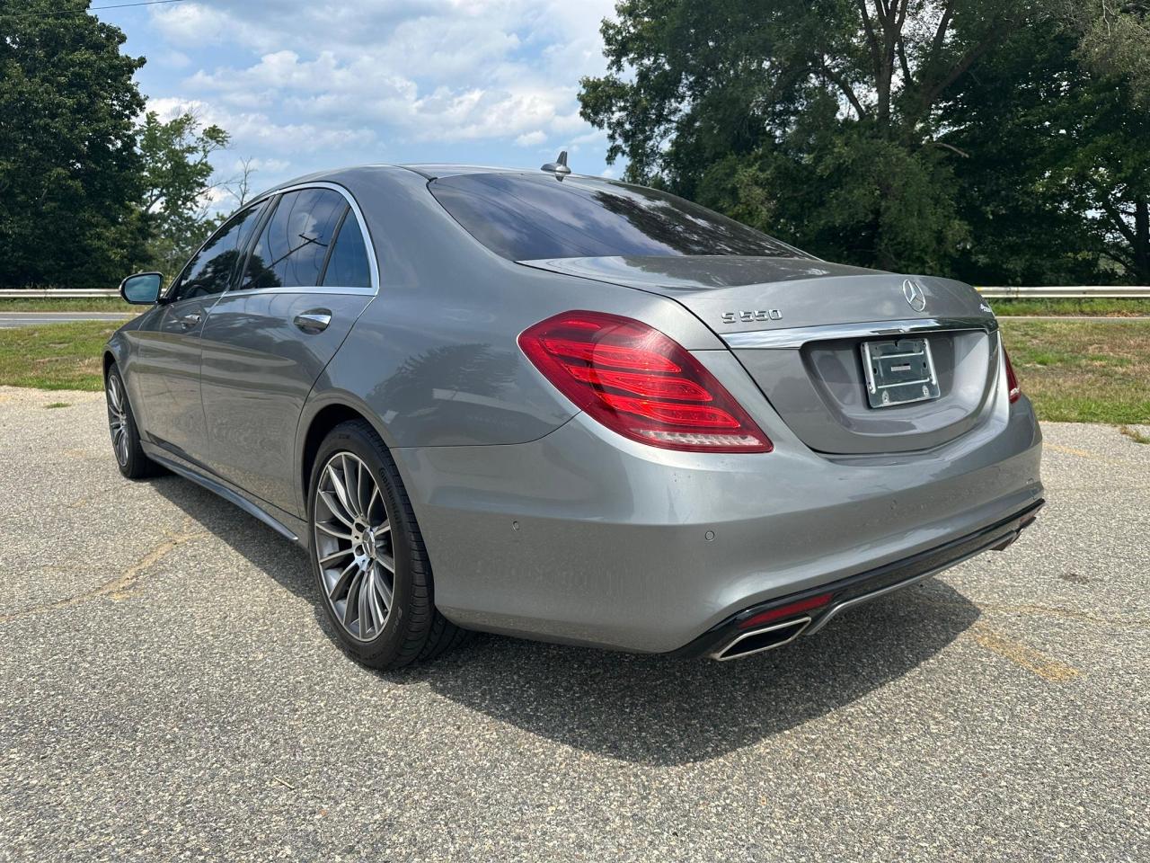 2015 Mercedes-Benz S 550 4Matic VIN: WDDUG8FB7FA115899 Lot: 69131024